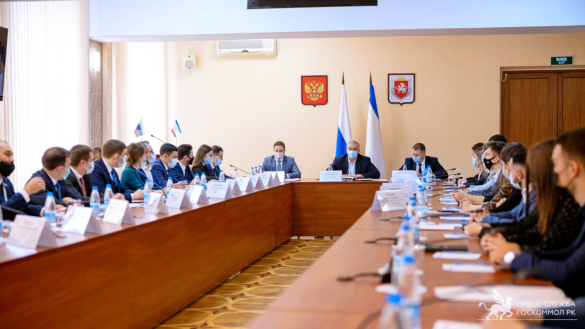 парламент 001