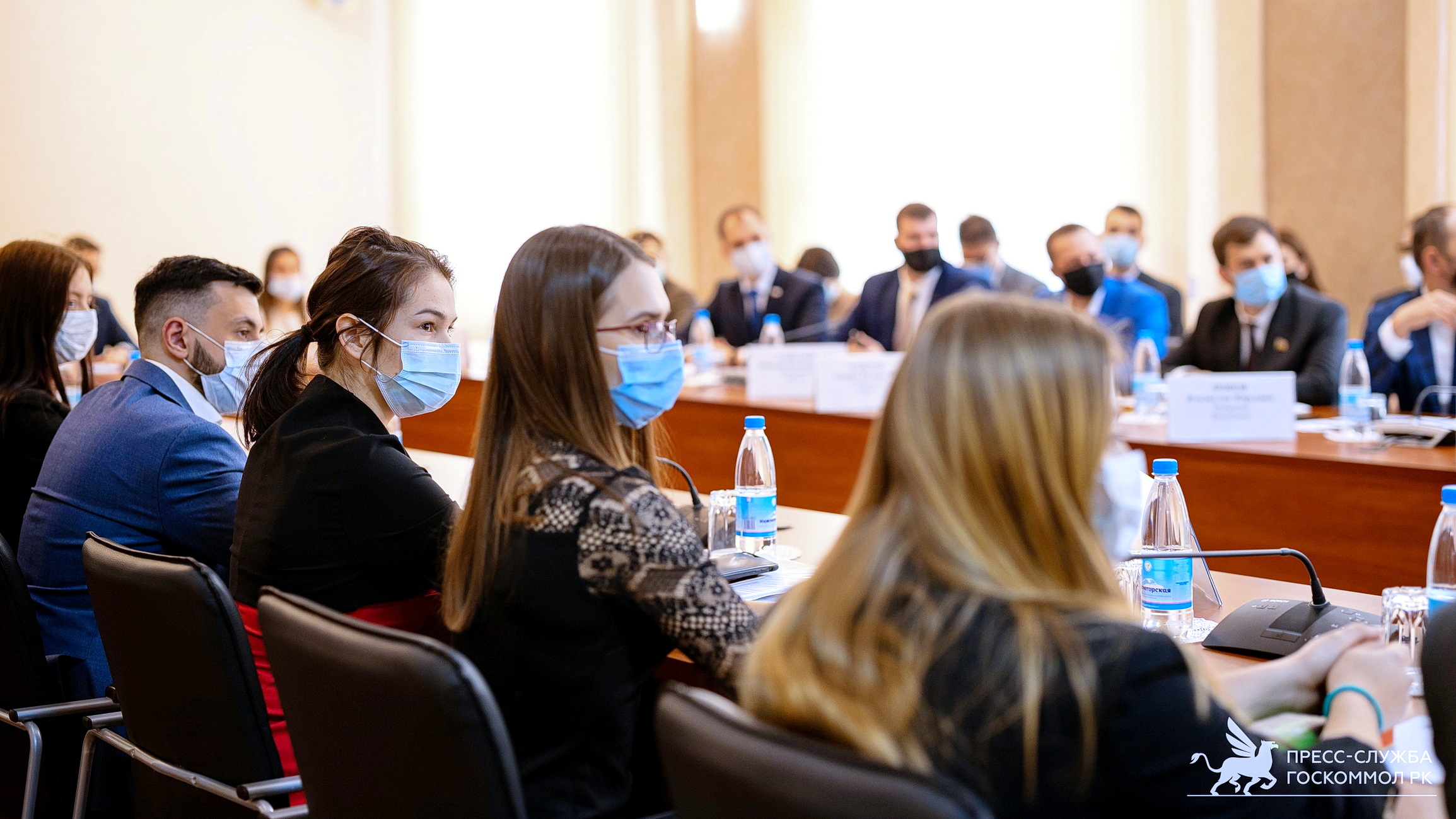 парламент 002