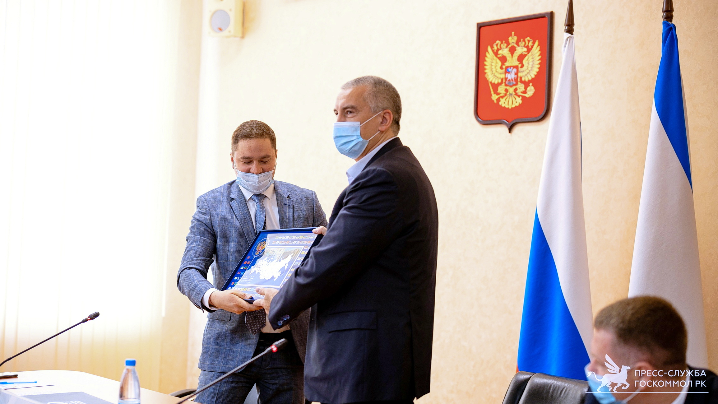 парламент 007